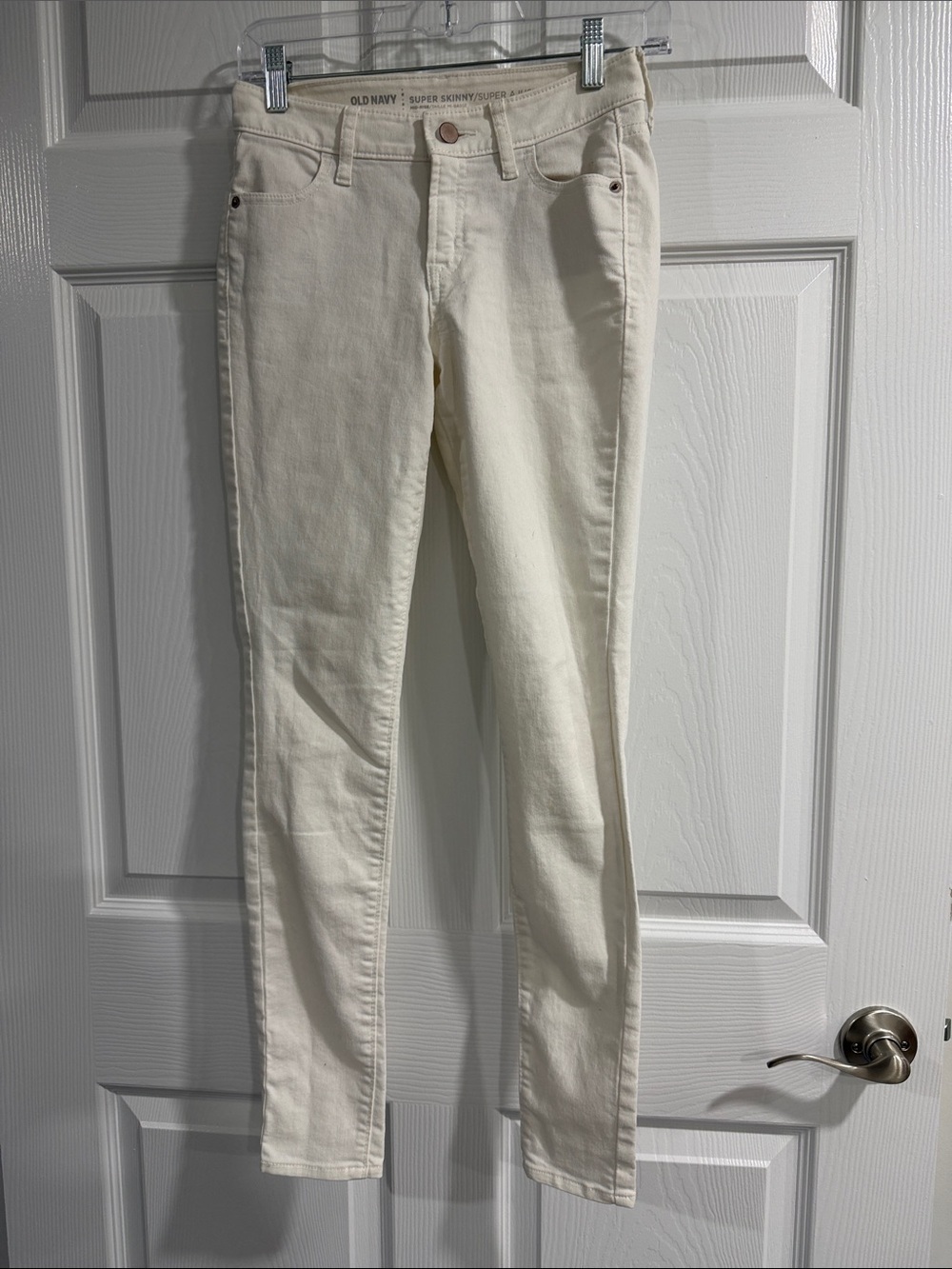 Old Navy Women's White Skinny Jeans - Super Skinny Fit